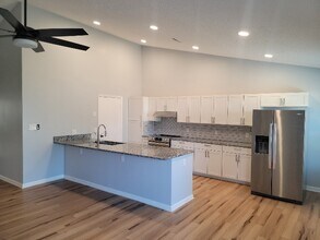 1412 Willow Crossing Dr in Knoxville, TN - Building Photo - Building Photo