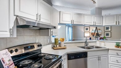 Winthrop West in Riverview, FL - Building Photo - Building Photo