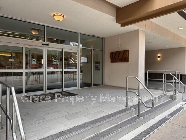 1777 Larimer St in Denver, CO - Building Photo - Building Photo