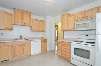 1705 W Custer Ave in Milwaukee, WI - Building Photo - Building Photo