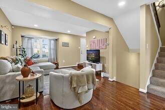 5429 Quest Ct in Woodbridge, VA - Building Photo - Building Photo