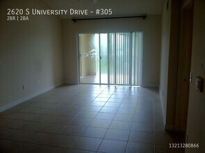 2620 S University Dr in Davie, FL - Building Photo - Building Photo