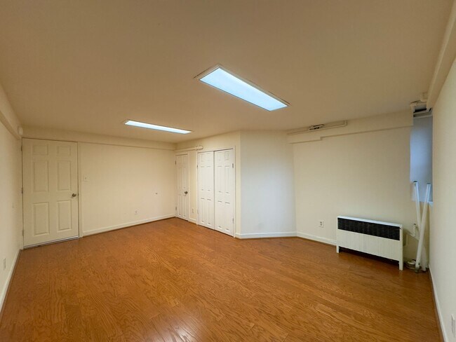 2811 N Calvert St in Baltimore, MD - Building Photo - Building Photo