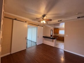 2654 E Saginaw Way in Fresno, CA - Building Photo - Building Photo