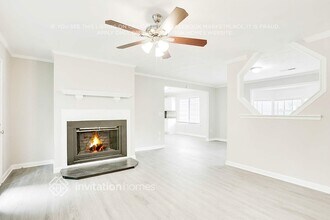 6823 Springwood Dr in Douglasville, GA - Foto de edificio - Building Photo