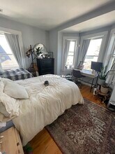 6 Durham St, Unit 3T in Somerville, MA - Building Photo - Building Photo
