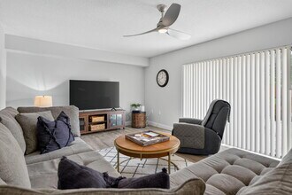 2701 27th Ct in Jupiter, FL - Building Photo - Building Photo