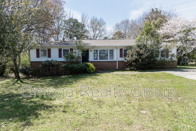 property at 313 Sunhill Rd NW