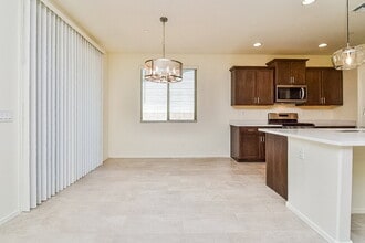 15422 Camino Napo in Sahuarita, AZ - Foto de edificio - Building Photo