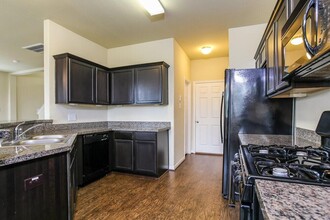 9450 Green Mills Dr in Houston, TX - Building Photo - Building Photo