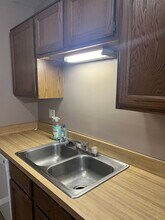 1544 Cedarwood Dr, Unit 357 in Westlake, OH - Building Photo - Building Photo