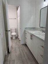 11291 SW 88th St in Miami, FL - Building Photo - Building Photo