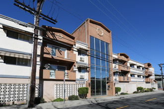 Don Tomaso Apartments in Los Angeles, CA - Building Photo - Building Photo