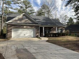 4233 Essex Dr in Villa Rica, GA - Building Photo