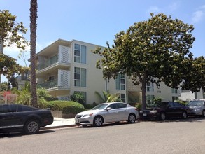 1236 9th St in Santa Monica, CA - Building Photo - Building Photo