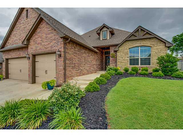 5008 Arbuckle Dr in Edmond, OK - Foto de edificio - Building Photo
