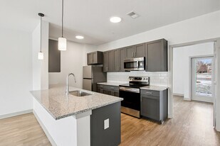 Kensington Gardens in McCordsville, IN - Building Photo