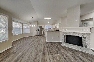 1114 Woodley Bend in Sugar Land, TX - Building Photo - Building Photo