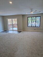 105 Devonshire Ct in Hillsborough Township, NJ - Building Photo - Building Photo