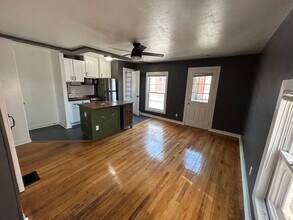 813 Williamson St in Madison, WI - Building Photo - Building Photo