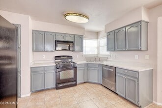 12209 Chato Villa Dr in El Paso, TX - Building Photo - Building Photo