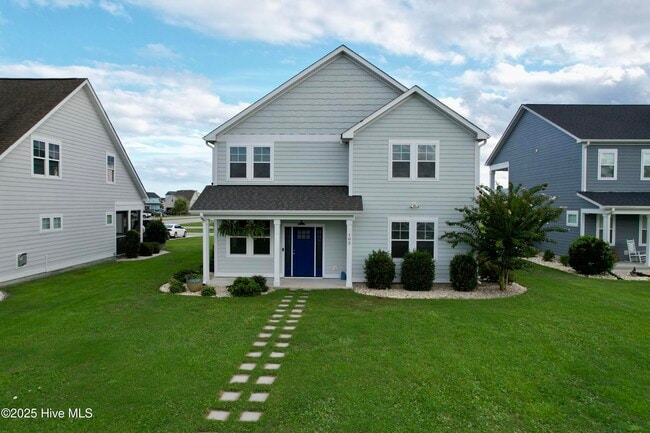 102 Bogue Harbor Ct in Newport, NC - Building Photo - Building Photo