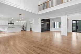 1200 Moores Mill Rd NW in Atlanta, GA - Building Photo