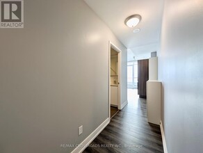 20-1420 Minowan Miikan Ln in Toronto, ON - Building Photo - Building Photo