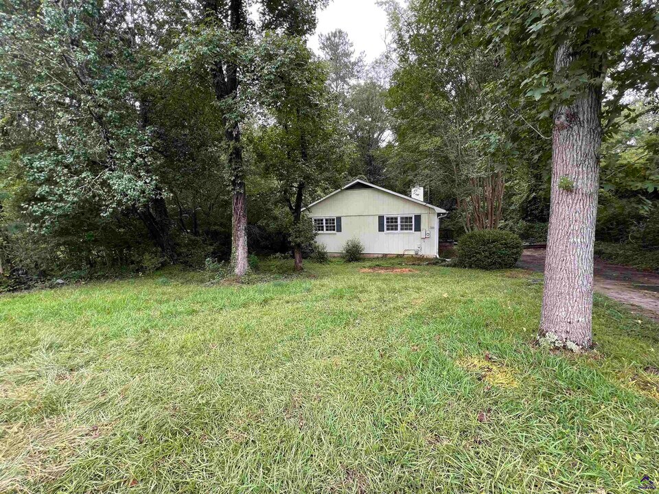 789 S Forest Lake Dr in Macon, GA - Building Photo
