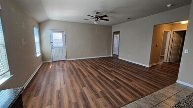 11308 Dawes Pl in Austin, TX - Building Photo - Building Photo