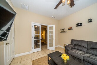 205 E Kirby St in Tampa, FL - Building Photo - Building Photo