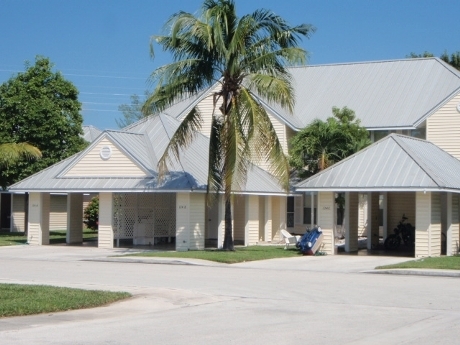 Peary Court in Key West, FL - Foto de edificio