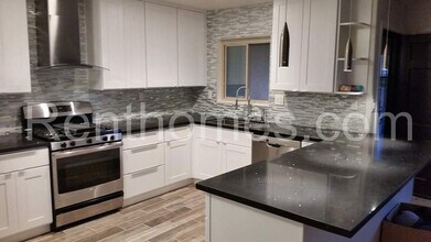 1836 Denstone Pl in Lemon Grove, CA - Building Photo - Building Photo