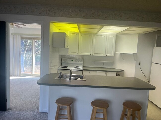 638 Gilcrest Rd in Colorado Springs, CO - Building Photo - Building Photo