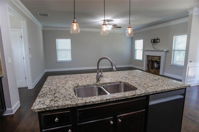 4241 Towncastle Ln in Buford, GA - Building Photo - Building Photo