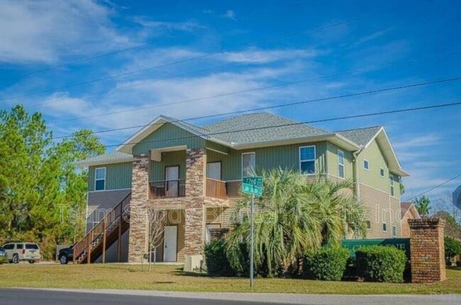 property at 542 S 72nd Ave