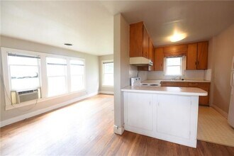 5842 Prospect Ave in Dallas, TX - Building Photo - Building Photo