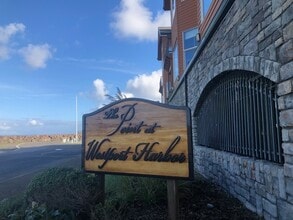 743 Neddie Rose Dr in Westport, WA - Foto de edificio - Building Photo