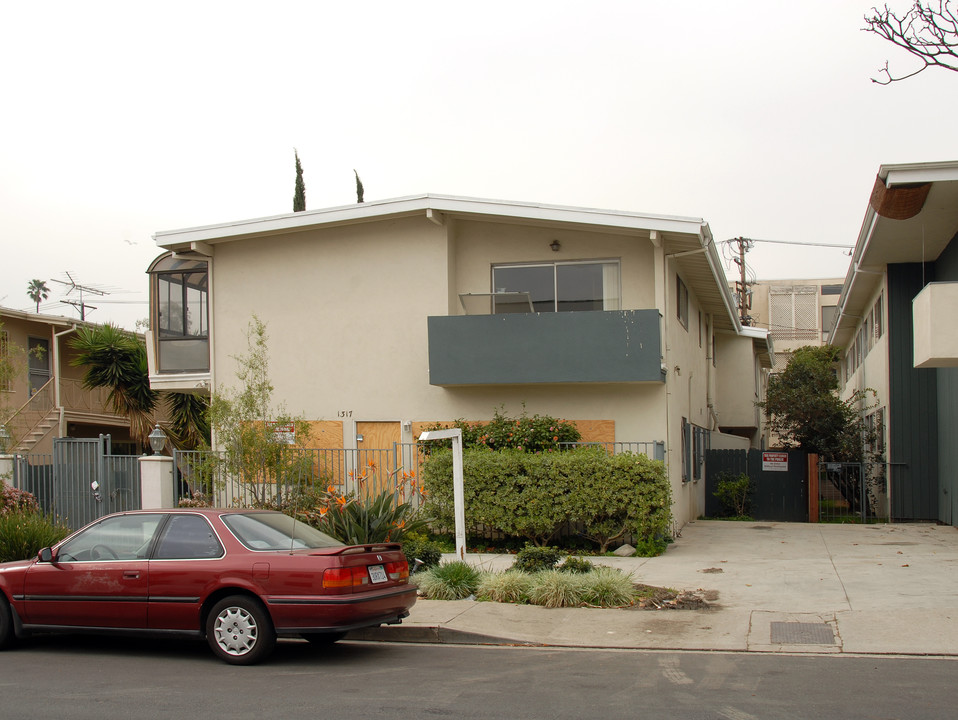 1317 Brockton Ave in Los Angeles, CA - Building Photo