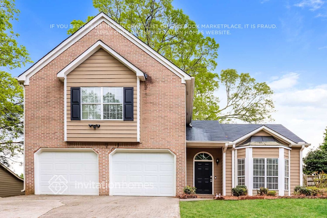 1471 Chapel Hill Ln SW in Marietta, GA - Building Photo