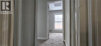 130 Brown St in Cambridge, ON - Building Photo - Building Photo