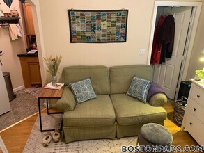 38 Hemenway St, Unit 6 in Boston, MA - Foto de edificio - Building Photo