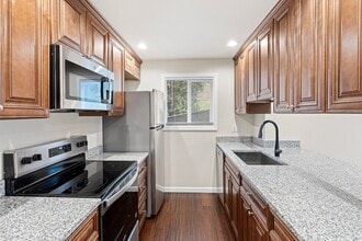 The Carriage House in Bothell, WA - Foto de edificio - Interior Photo