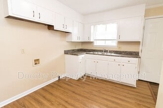 807 Henderson Ave in Rossville, GA - Building Photo - Building Photo