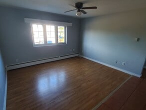 10 Belmont St in Moncton, NB - Building Photo - Building Photo