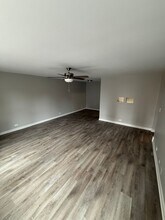744 W Gordon Ter, Unit 201 in Chicago, IL - Building Photo - Building Photo
