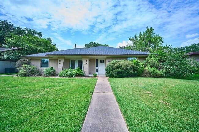 property at 5506 Dumfries Dr