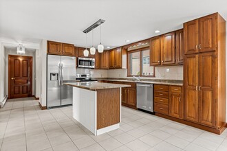1 Via Marino in Medford, MA - Building Photo - Building Photo