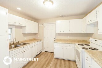 7810 E 112th St in Kansas City, MO - Foto de edificio - Building Photo