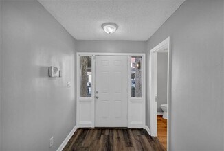 3575 Oakvale Rd in Decatur, GA - Building Photo - Building Photo